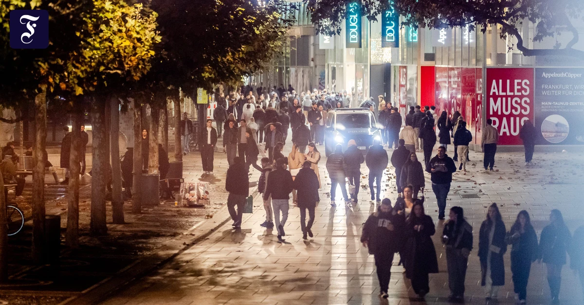 auf-der-zeil-am-wochenende-bei.webp.webp