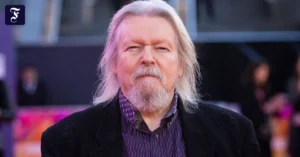 christopher-hampton-2022-beim.webp.webp
