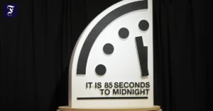 die-doomsday-clock.webp.webp