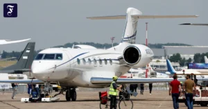 ein-flugzeug-des-herstellers.webp.webp