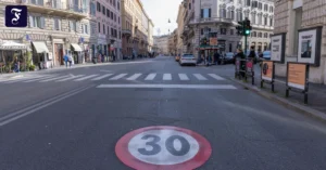 rom-das-neue-tempolimit-von-30.webp.webp