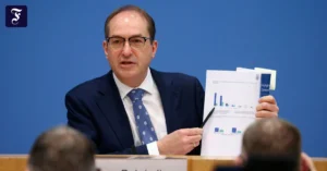 1771831283_bundesinnenminister-alexander.webp.webp