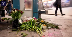 blumen-am-tatort-in-hamburg.webp.webp
