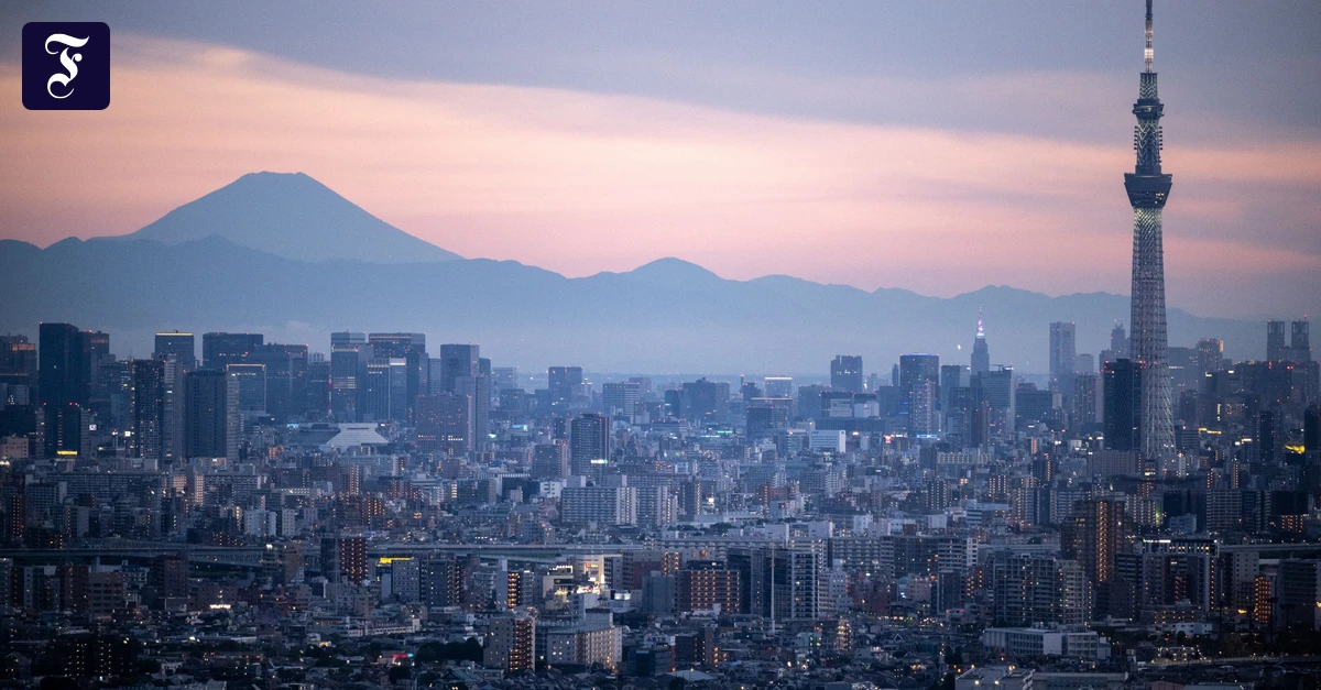 der-skytree-ist-634-meter-hoch.webp.webp