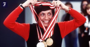 die-geburt-der-gold-rosi.webp.webp