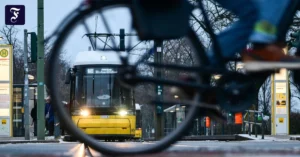 die-trams-in-berlin-fahren.webp.webp
