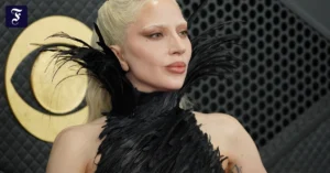 lady-gaga-kommt-zu-den-68.webp.webp