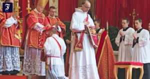 priesterweihe-bei-den.webp.webp