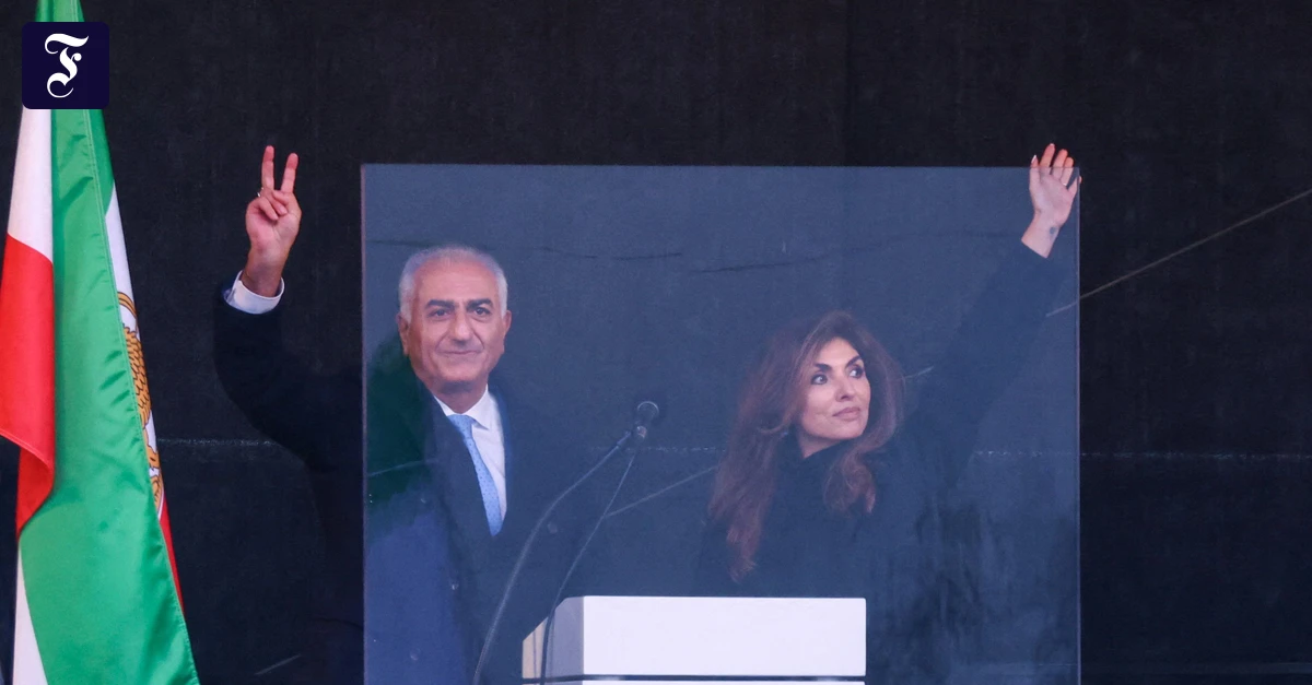 reza-pahlavi-und-seine-frau.webp.webp