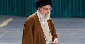06newsquiz-Ayatollah-mhbf-facebookJumbo.jpg