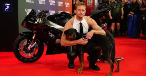 alexander-skarsg-rd-bei-der.webp.webp