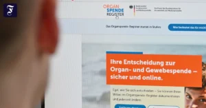 auf-einem-bildschirm-ist-das.webp.webp