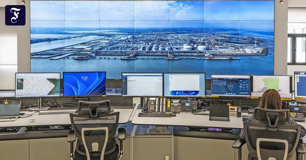 blick-aus-dem-kontrollraum.webp.webp