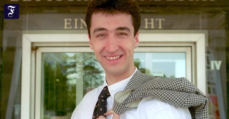 cem-oezdemir-im-juni-1997-in.webp.webp