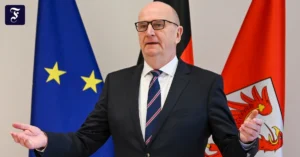 dietmar-woidke-mitte-maerz-in.webp.webp