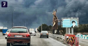 fahrzeuge-in-teheran-am-8.webp.webp