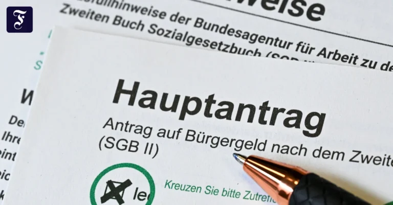 im-jobcenter-liegt-ein-antrag.webp.webp