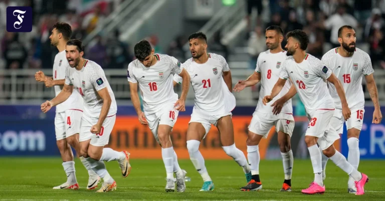 iranische-spieler-feiern-ihren.webp.webp