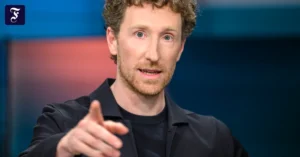 moderator-louis-klamroth-am.webp.webp
