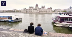 an-der-schoenen-blauen-donau.webp.webp