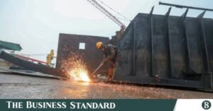 bangladesh_shipbreaker_worker.jpg