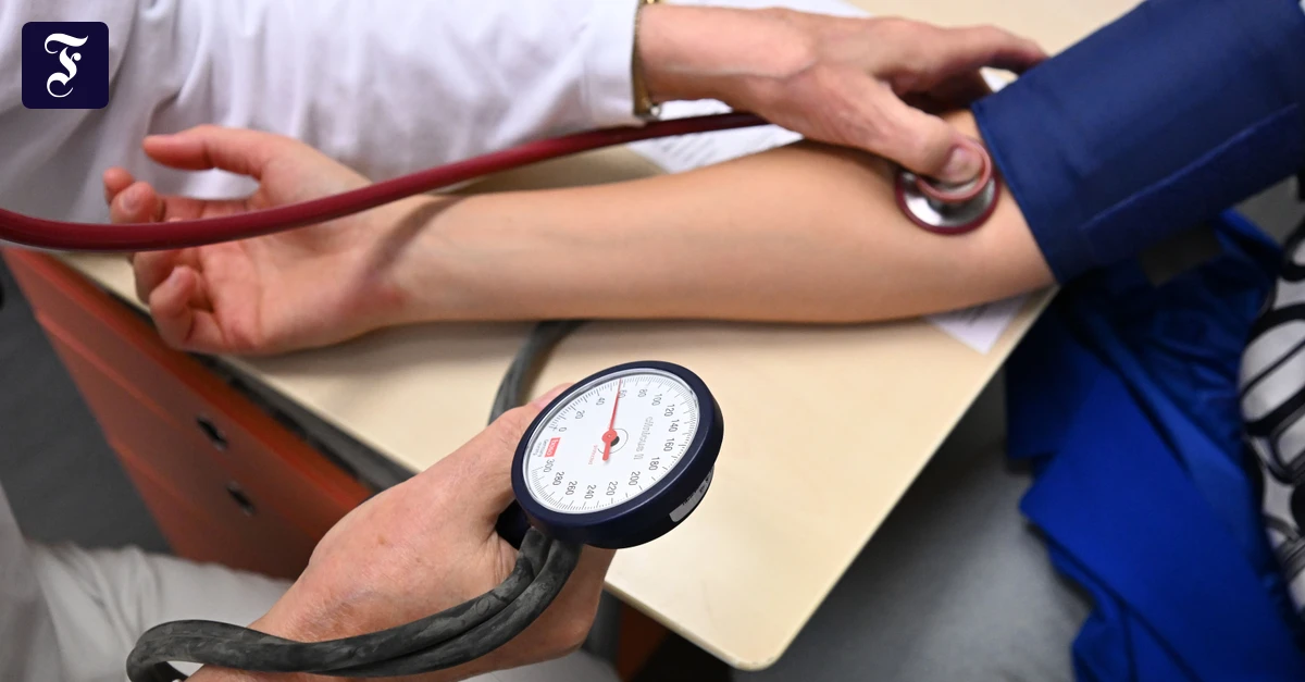 blutdruckmessung-im.webp.webp