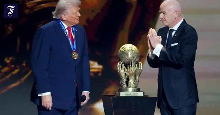 der-fifa-praesident-und-der.webp.webp