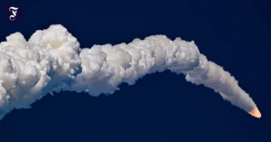die-rakete-der-artemis-2.webp.webp