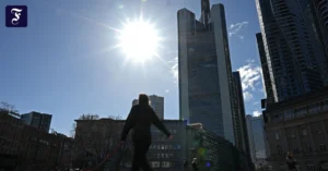 die-sonne-zeigt-sich-ueber.webp.webp