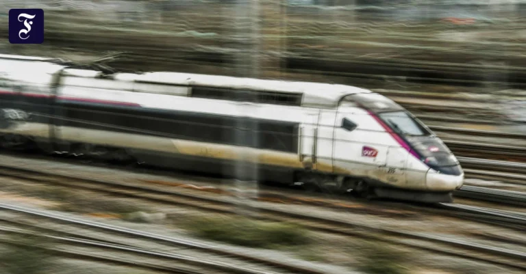 ein-tgv-zug-symbolfoto.webp.webp