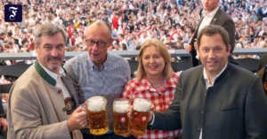 friede-freude-oktoberfest-hier.webp.webp
