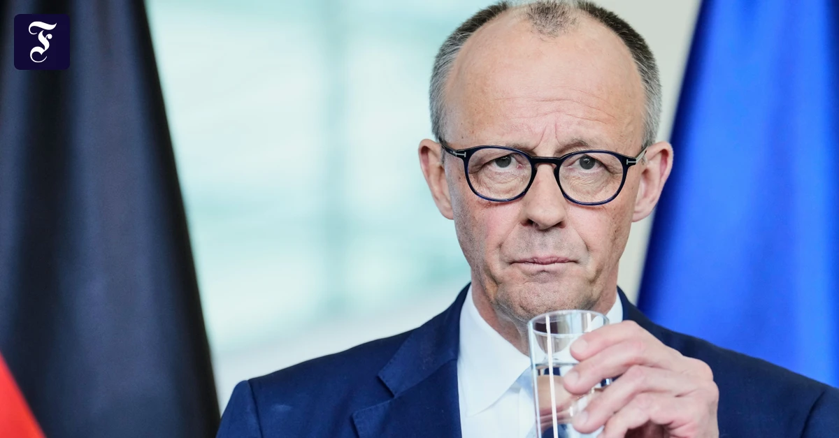 friedrich-merz-spricht-auf.webp.webp