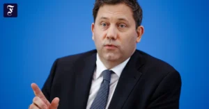 in-den-rentenfinanzen-droht.webp.webp