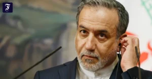 irans-aussenminister-abbas.webp.webp