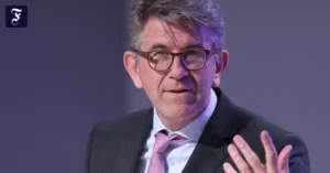 kulturstaatsminister-wolfram.webp.webp