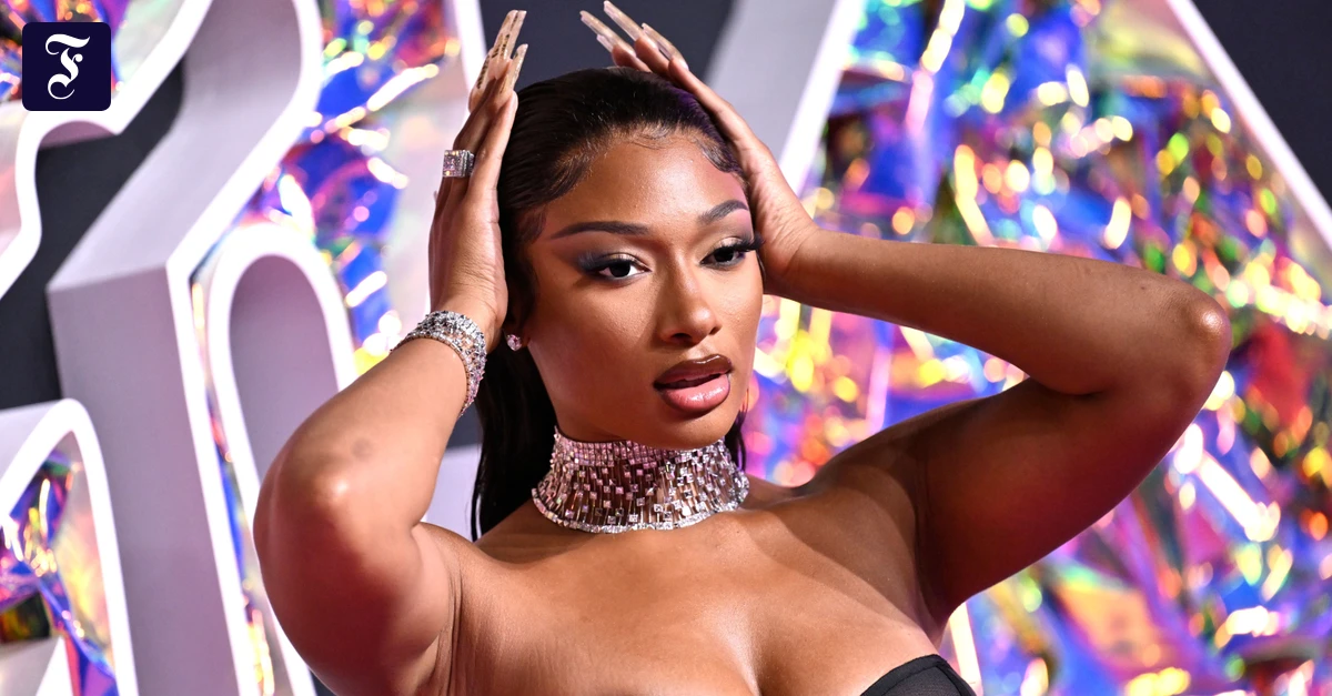 megan-thee-stallion-bei-den.webp.webp