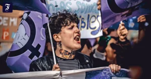 protestierende-beim.webp.webp