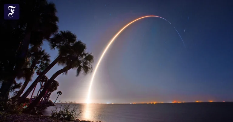start-einer-rakete-von-spacex.webp.webp