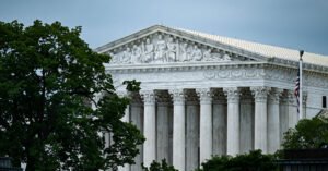 01newsquiz-SCOTUS-qvch-facebookJumbo.jpg