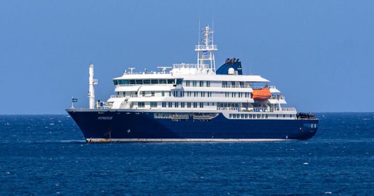 04hantavirus-cruise-wwk-zbgq-facebookJumbo.jpg