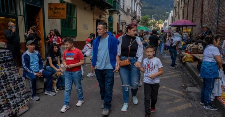 07mag-colombia-2-07-facebookJumbo-v2.jpg
