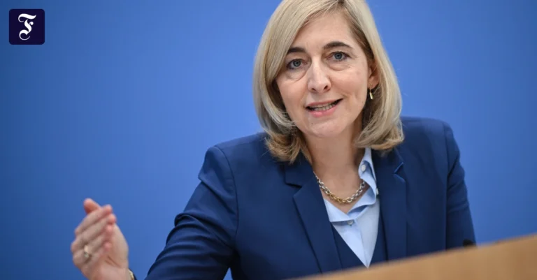 1780198630_gesundheitsministerin-nina.webp.webp