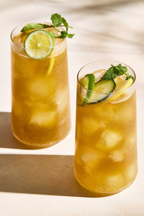 21FD-GREEN-JUICE-muddledarugulapimmscup-pzmj-articleLarge.jpg