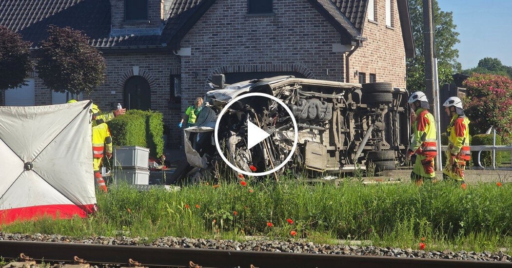 26int-belgium-crash-ctvg-facebookJumbo.jpg