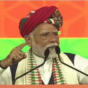 India-MOdi-f0b41e0185f7b7a2df21e13709b3fa74.jpg