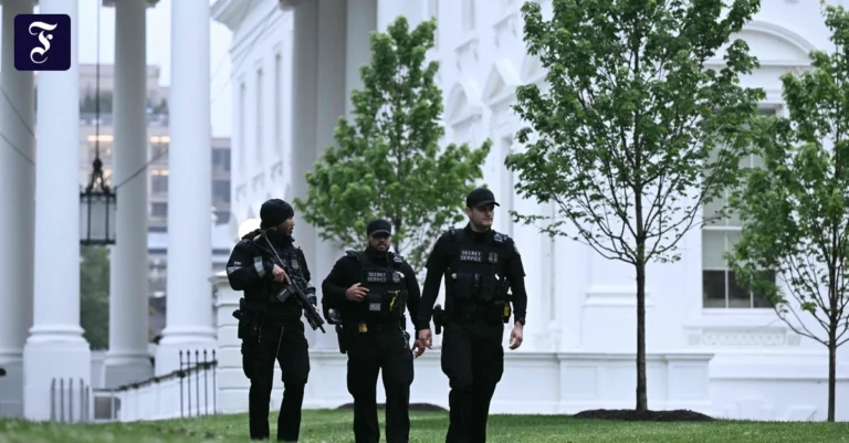 beamte-des-secret-service.webp.webp