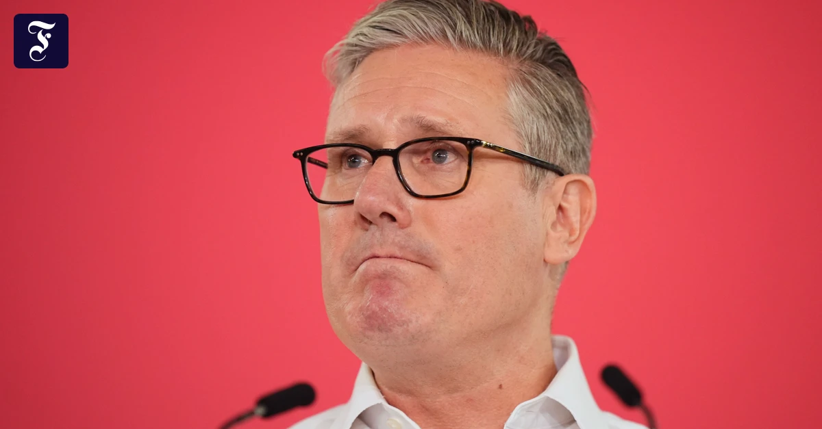 besorgter-blick-starmer-haelt.webp.webp