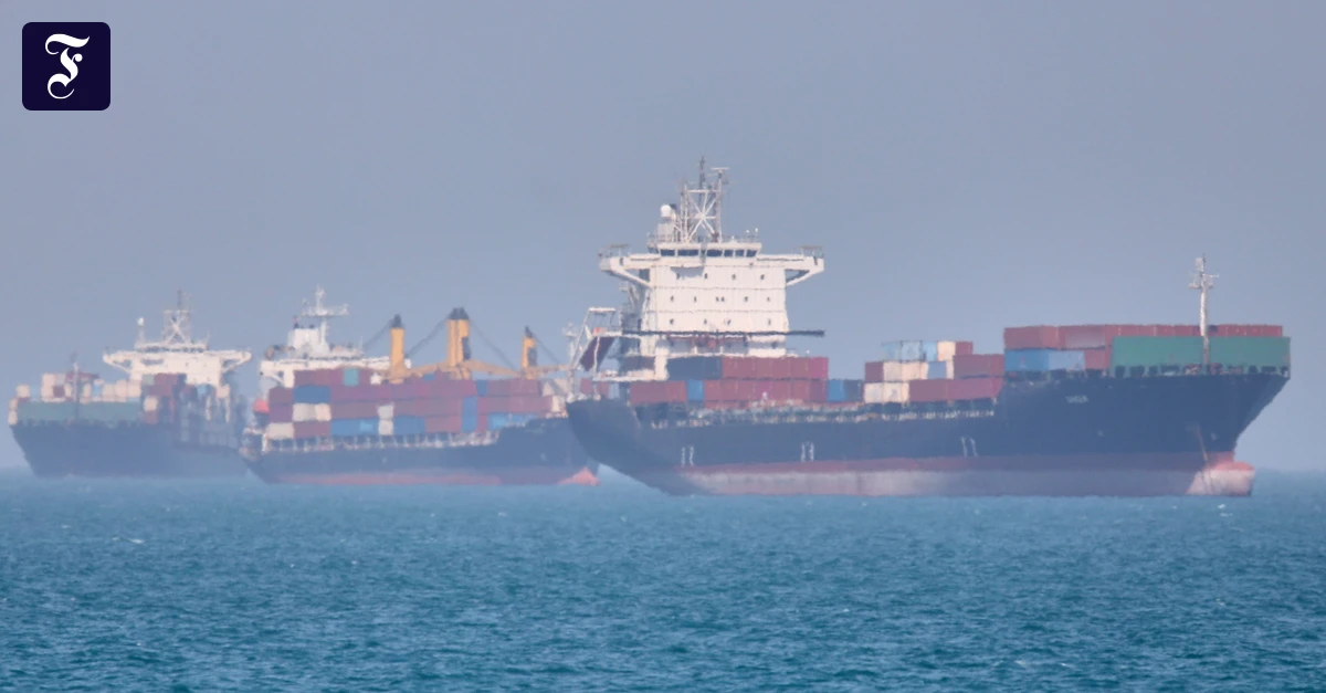containerschiffe-anfang-mai-in.webp.webp