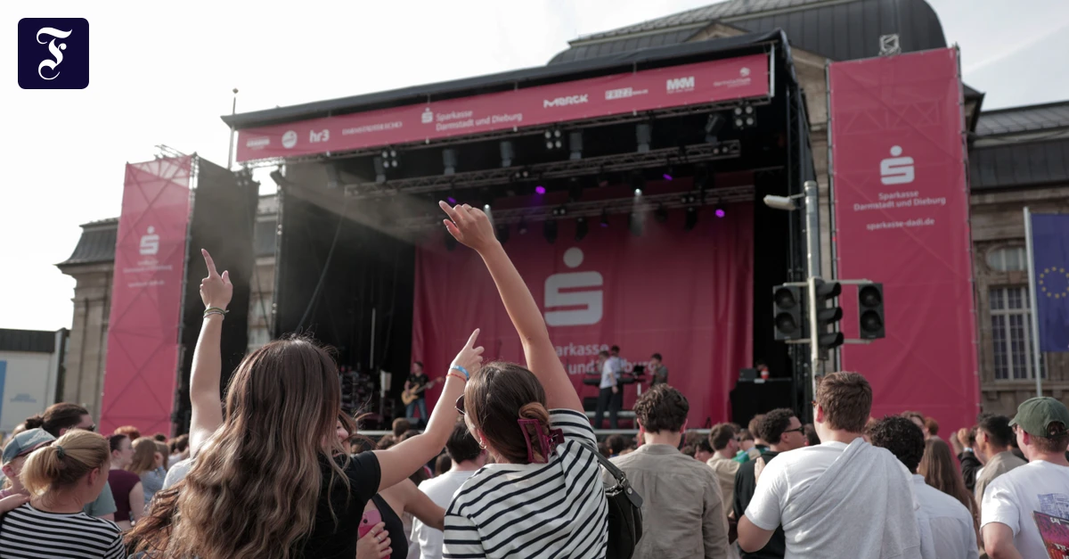 das-schlossgrabenfest-beginnt.webp.webp