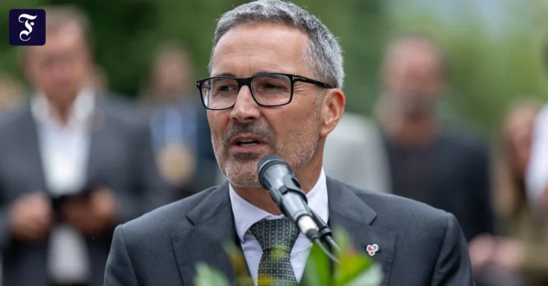 fordert-aufklaerung-suedtirols.webp.webp